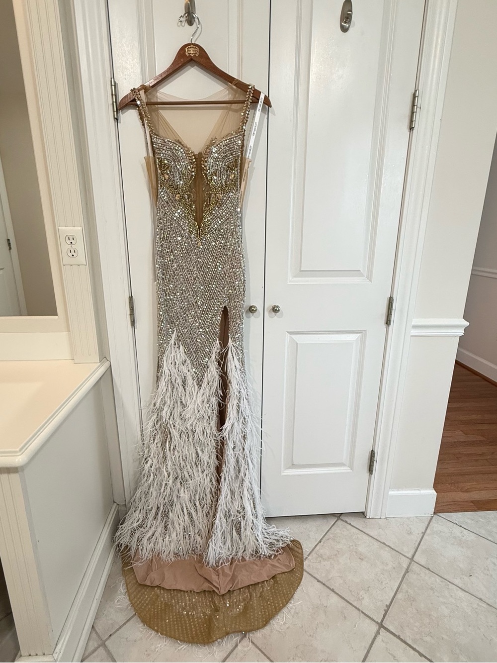 Portia and Scarlett Rose Gold Beaded Feather Evening Gown - Picture 9 of 9